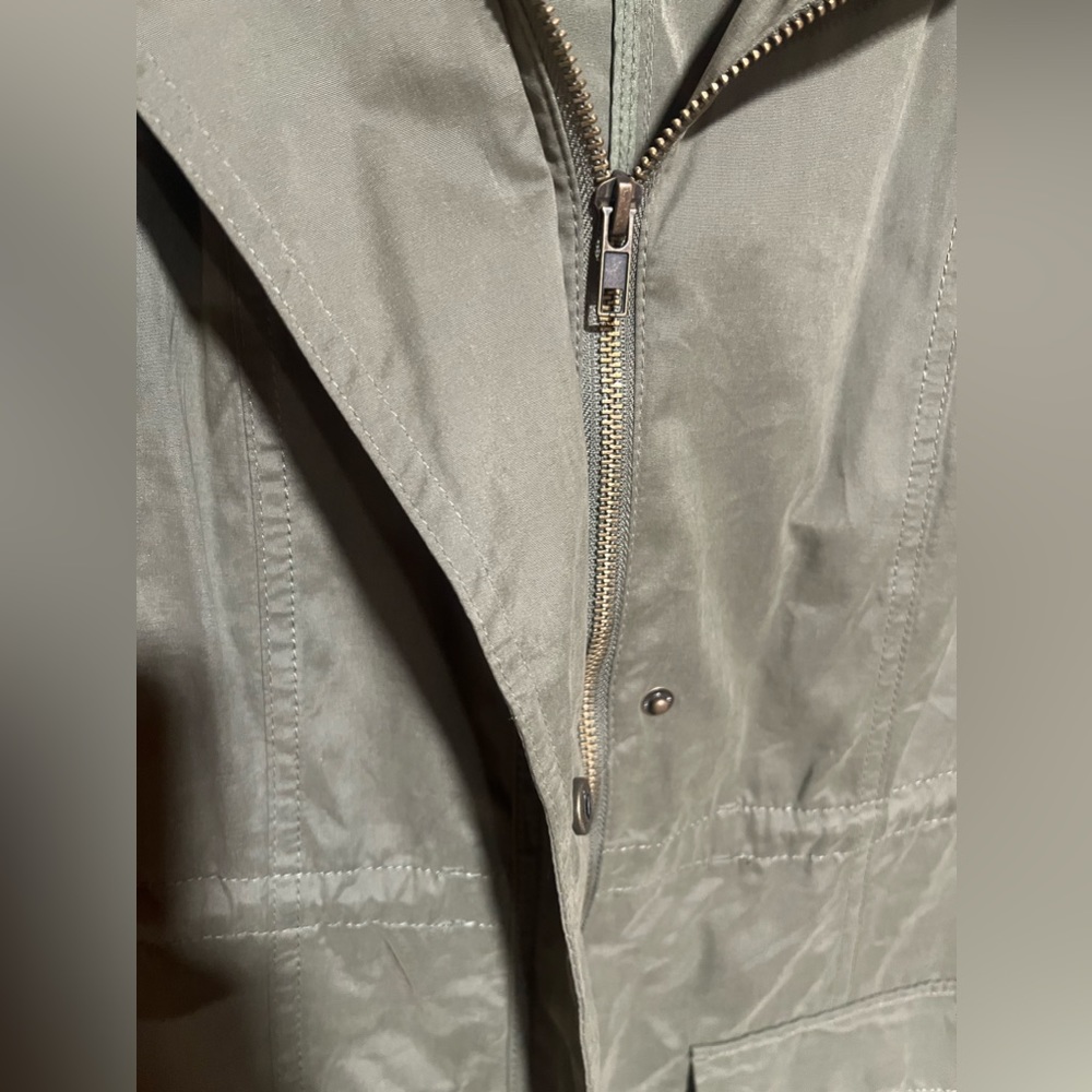 Mossimo Supply Co. longline lightweight jacket, olive/gold hardware, medium - Picture 3 of 14